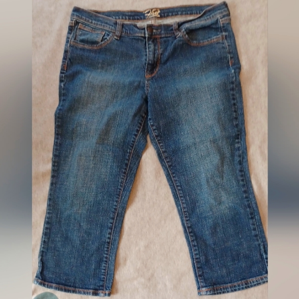 Capri jeans